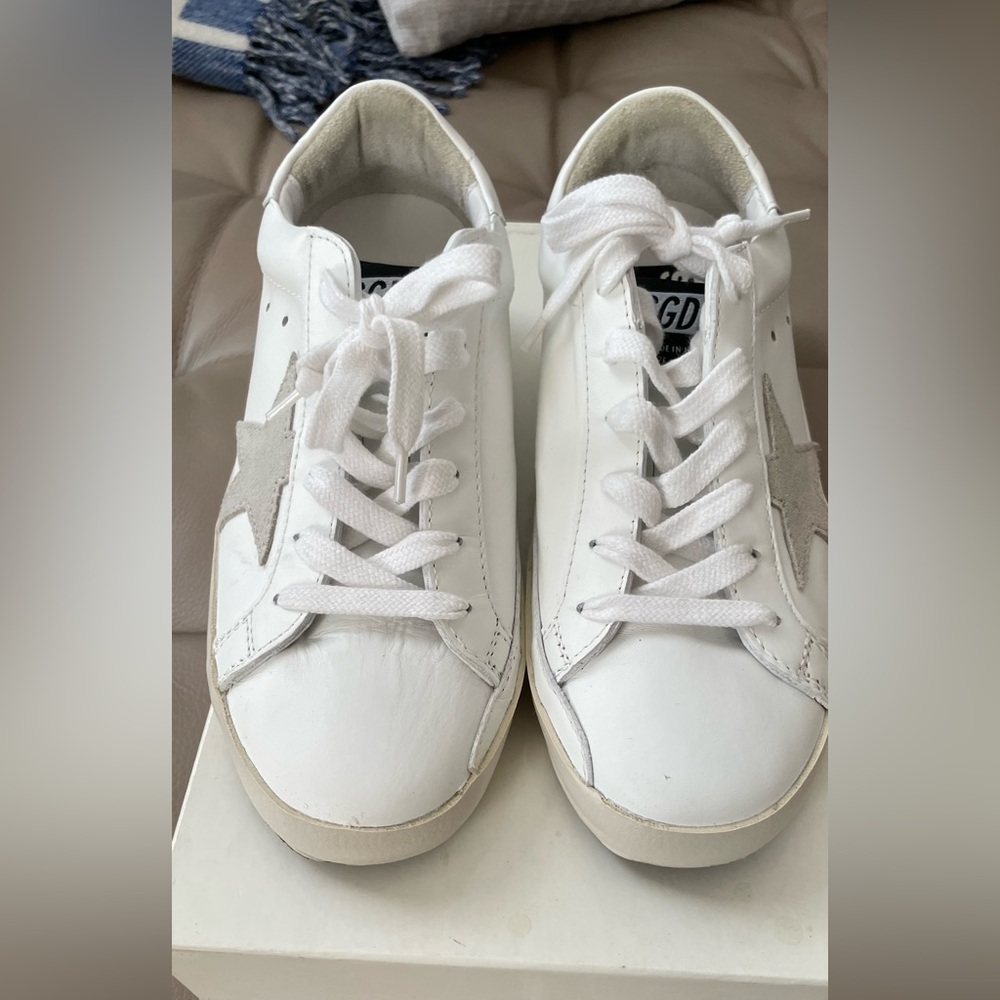 Golden Goose Superstars (Women’s) Size 35